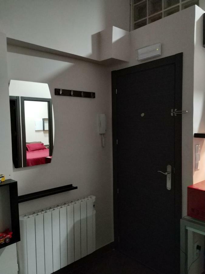 Apartamentos Deluxe Barajas Мадрид Екстериор снимка